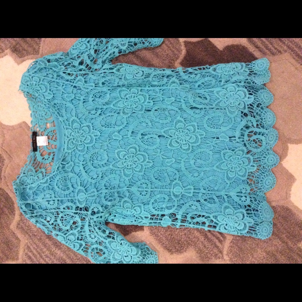 Pretty aqua lace top